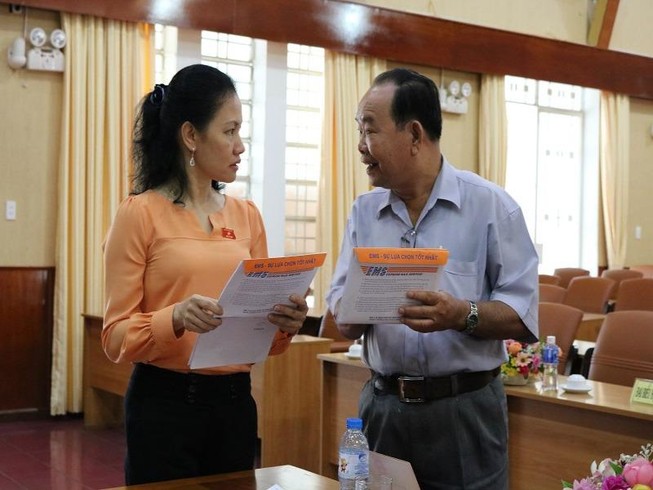 'Nâng đường, chống ngập riết rồi nhà thành tầng hầm…'