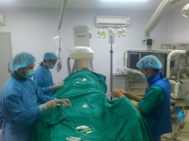 Bệnh viện Bãi Cháy có thể can thiệp tim mạch