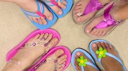 Tác hại không ngờ của dép xỏ ngón