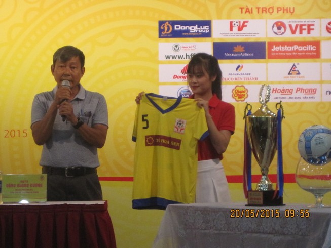 Đi trong vòng loại World Cup và SEA Games