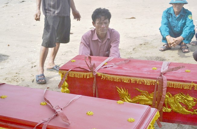 Thương tâm 2 anh em chết đuối khi đi chăn bò