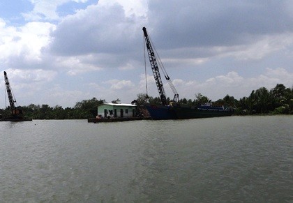 Cát tặc làm thay đổi cả thủy lực sông Sài Gòn