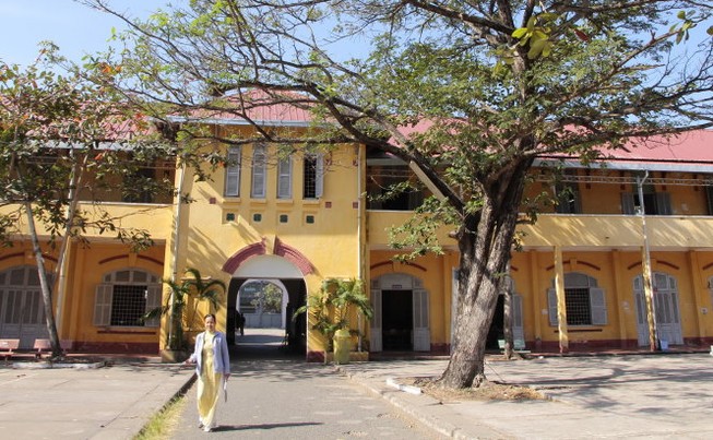 Trường Châu Văn Liêm, Cần Thơ: Chưa rõ sẽ đập bỏ hay trùng tu