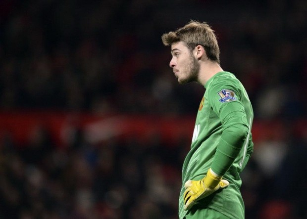 De Gea có dấu hiệu bị...'đì', Schmeichel bênh vực