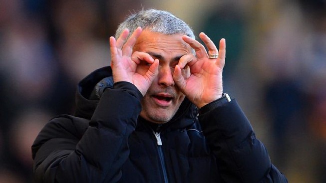 Mourinho bất lực và thách thức