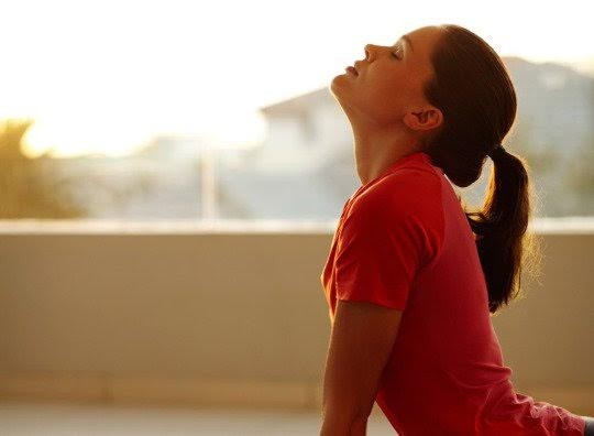 Bảy giải pháp tự nhiên ngăn ngừa tình trạng ‘hai cằm’