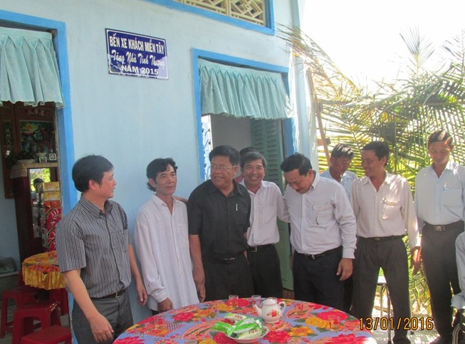 Tặng nhà tình thương cho một cựu chiến binh