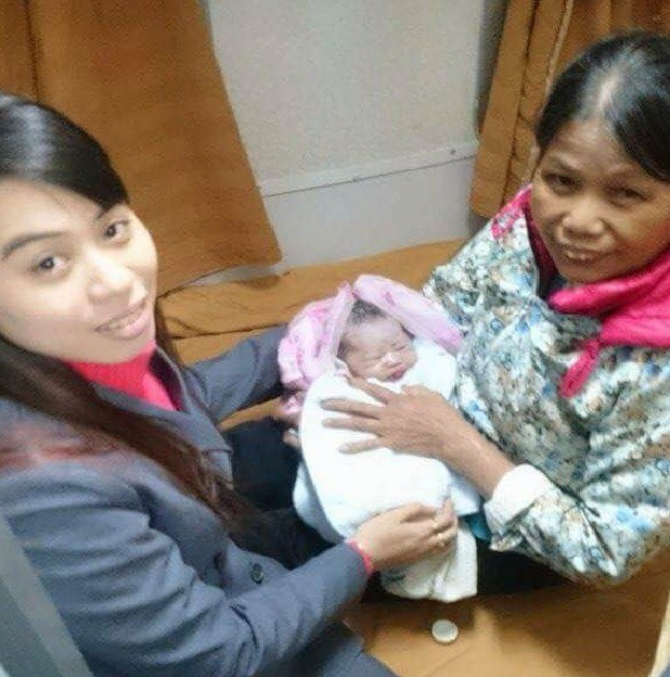 Thêm một ca đỡ đẻ thành công trên tàu Thống Nhất