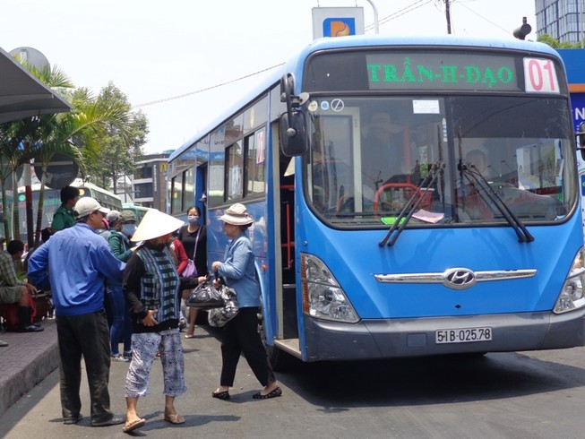Cần có chính sách quốc gia về phát triển xe buýt sạch CNG