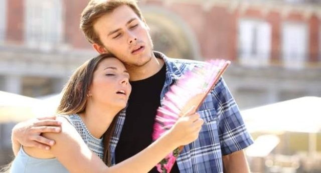 Phòng tránh say nắng khi đi lại lâu ngoài trời