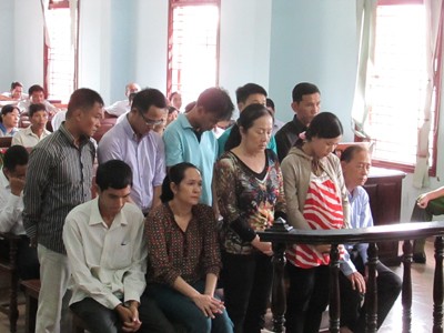 Lừa đảo trăm tỉ ở miền Tây: 'Bế' bụng bầu xin hưởng án treo