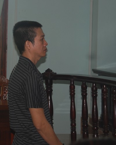 Hỗn với mẹ, em trai bị anh đâm tử vong