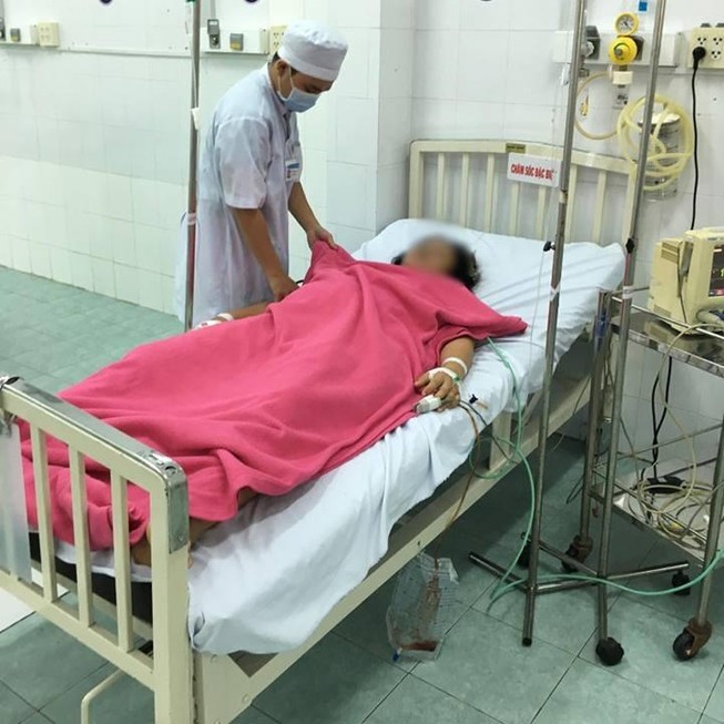Cứu sống một người mất máu nặng do xuất huyết vết mổ lấy thai