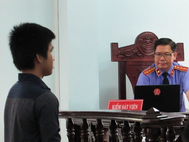 Được giảm án vì phạm tội lúc còn… nhỏ dại