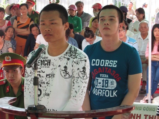 Bị bắt khi lần đầu về quê bán ma túy cho hàng xóm