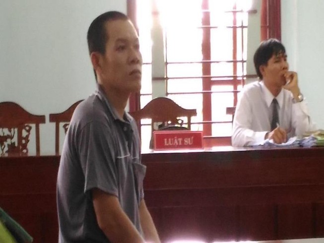 Lãnh án vì đánh con nợ
