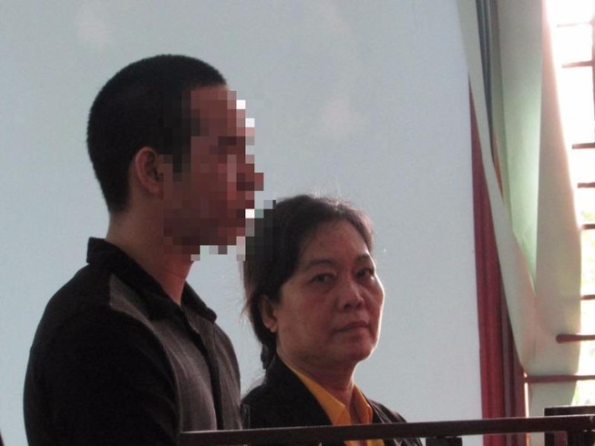 Nhất quyết không nhận giọng nói ghi âm là của mình