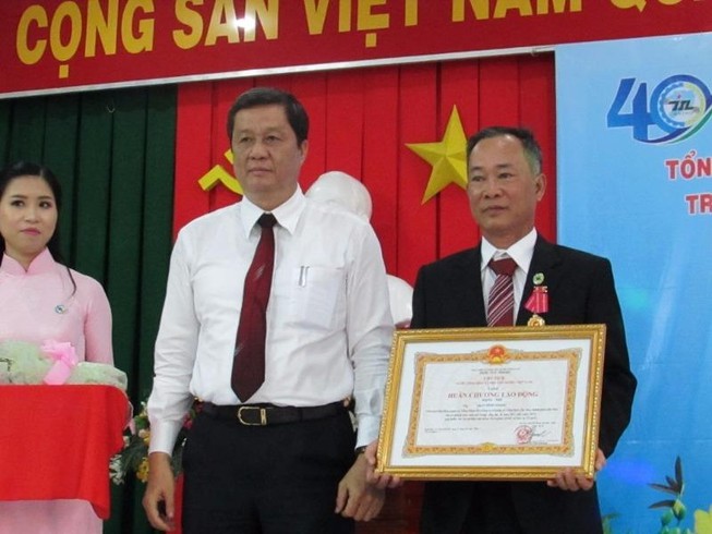 GĐ Công ty in Cần Thơ nhận huân chương Lao động