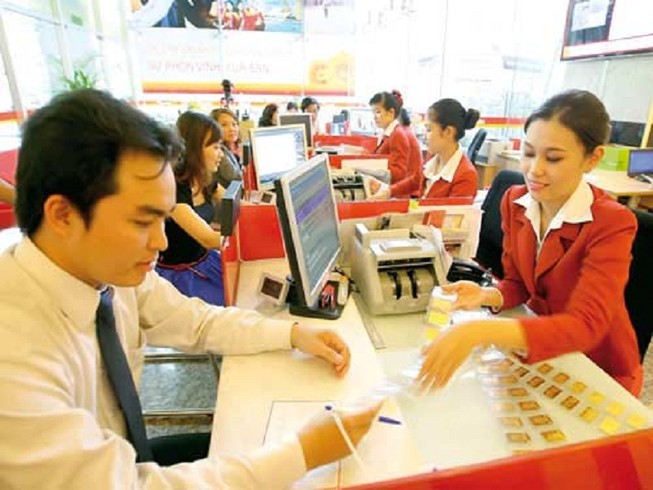 Giá vàng lên xuống 'chóng mặt' sau tuyên bố của FED