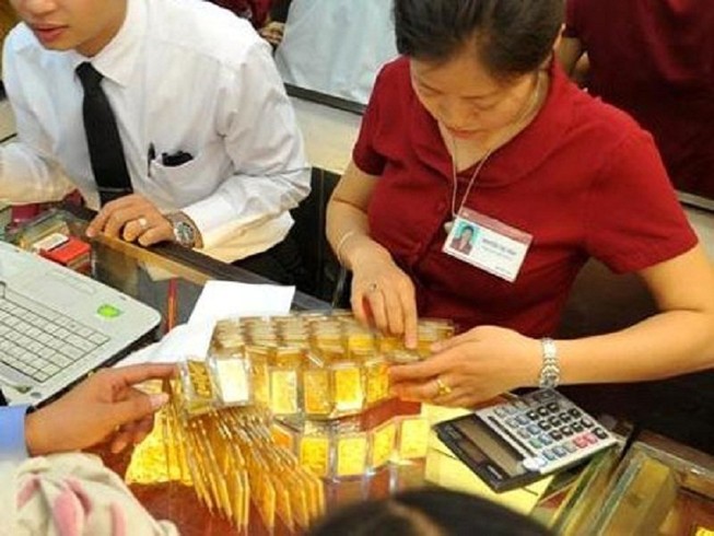 Vàng miếng đột nhiên tăng giá mạnh