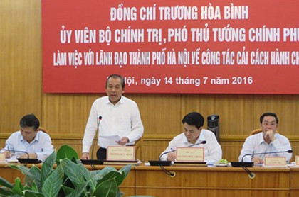 Phải loại ngay những công chức nhũng nhiễu dân