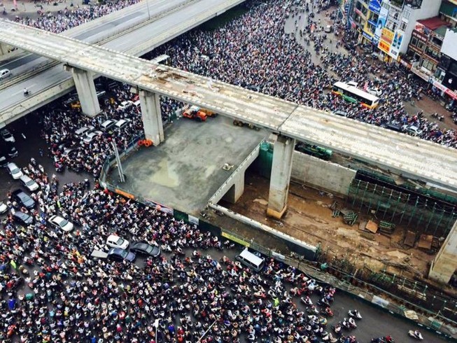 Cấm xe máy không phân biệt 'hộ khẩu' tỉnh lẻ hay thủ đô