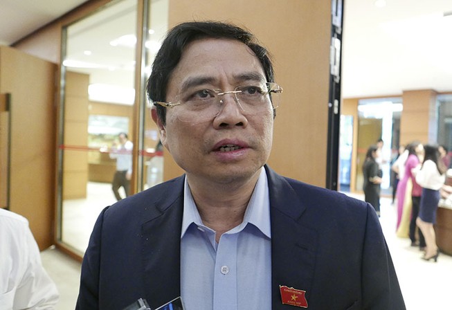 Trung ương đang xây 'lồng quy chế để nhốt quyền lực'