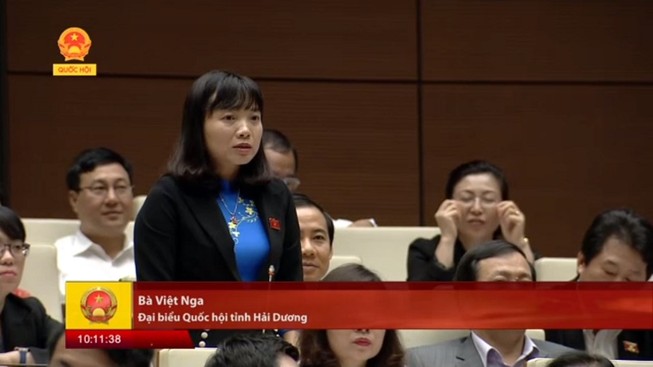 Thi trắc nghiệm: Chỉ cần 'ho' là cả phòng làm được?