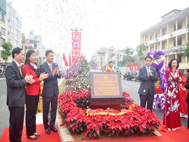 Khánh thành tuyến đường huyết mạch của quận Long Biên