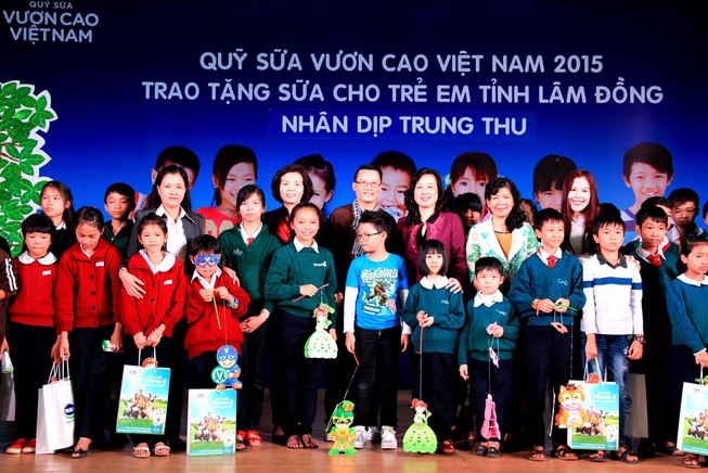 Mang niềm vui đến với trẻ em Lâm Đồng