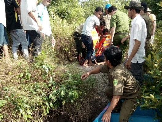 Khẩn trương điều tra vụ tai nạn ca nô đâm chân cầu