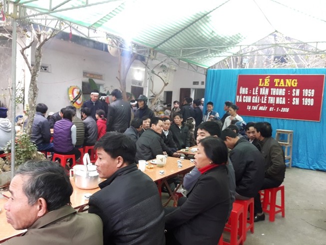 Tang thương gia đình bị ngạt khí lò vôi