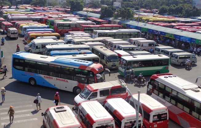 Bến xe Miền Đông vào mùa… 'chạy tết'
