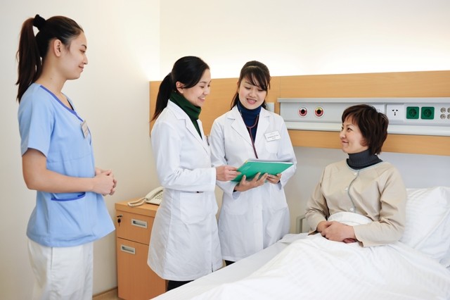 Nhà báo được bình chọn chất lượng bệnh viện năm 2016