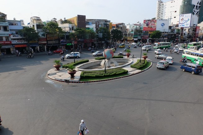 Đường Sài Gòn dễ thở trong ngày đầu tiên đi làm