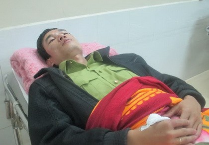 Bắt quả tang lâm tặc phá rừng, kiểm lâm viên bị hành hung