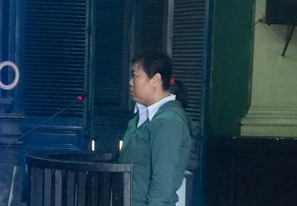 Cán bộ tài nguyên môi trường lừa tiền làm giấy đỏ