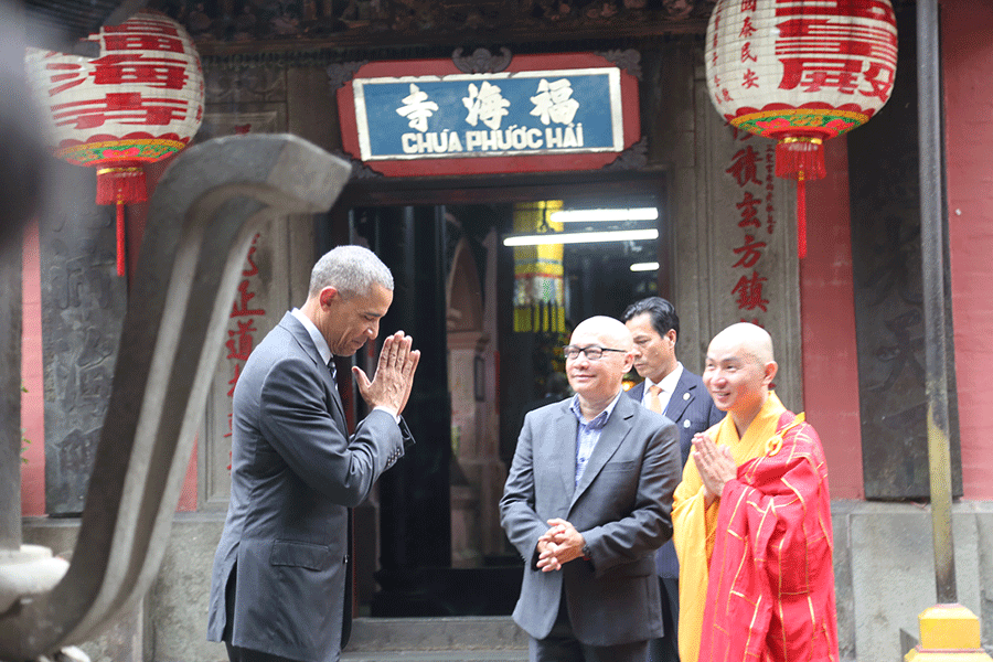 Chùm ảnh: Tổng thống Obama tham quan chùa Ngọc Hoàng