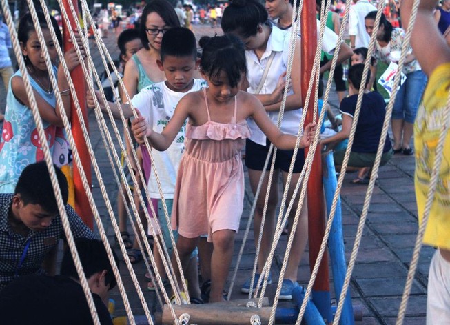 Sân chơi tái chế trong thành phố