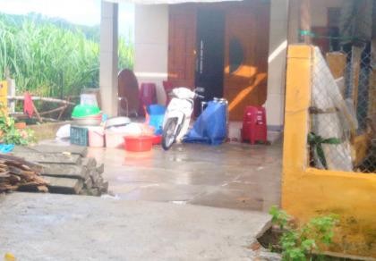 Mâu thuẫn trong đám giỗ, 2 người nhập viện