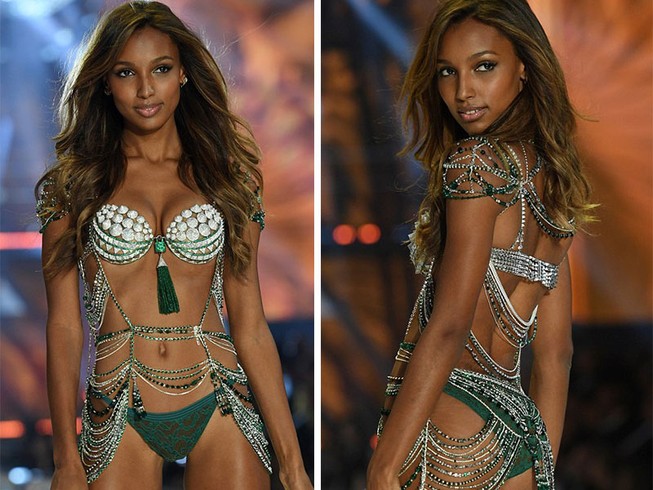 Bỏng mắt với bộ nội y đẹp nhất show Victoria's Secret