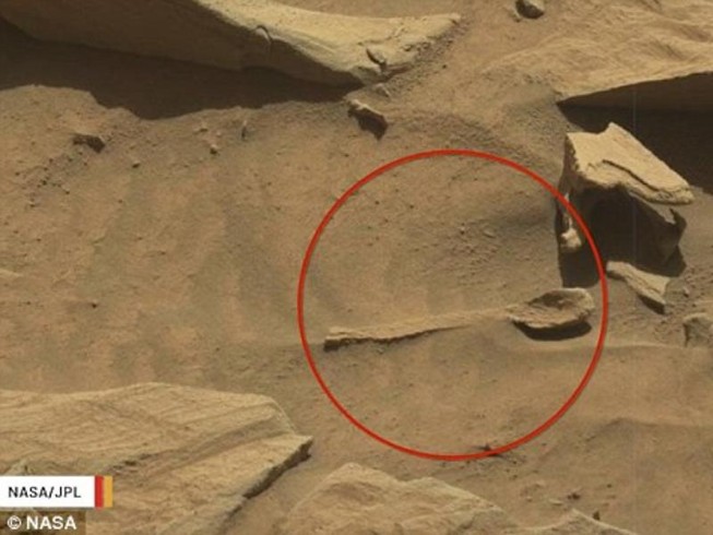 Robot của NASA tìm thấy thìa của người ngoài hành tinh?