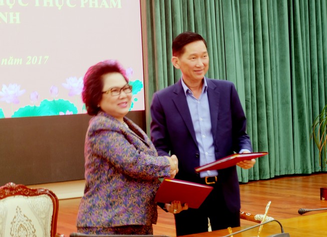 Ít nhất doanh nghiệp phải thắng trên sân nhà