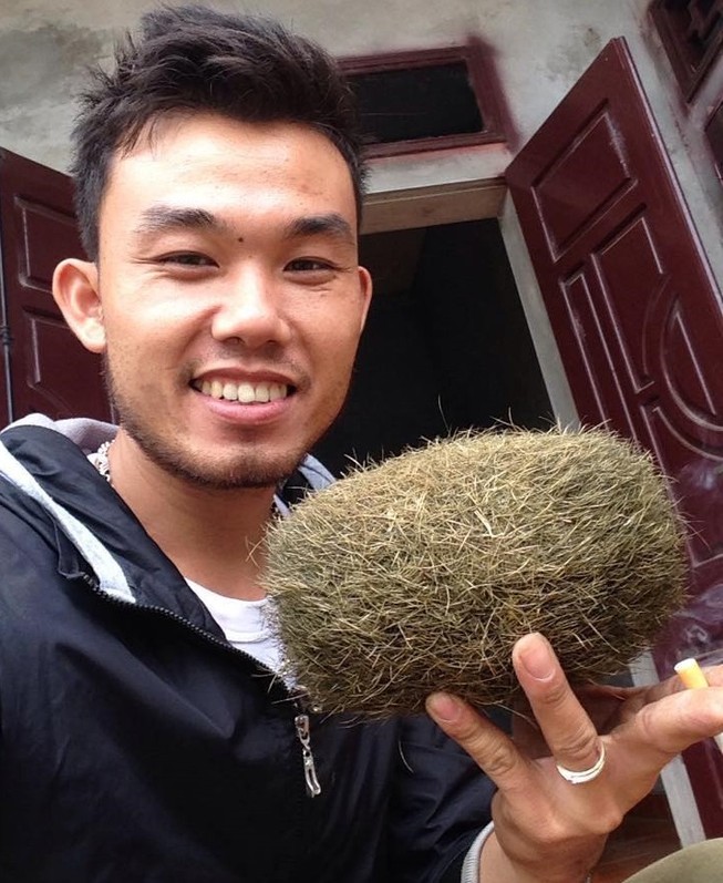 Phát hiện thêm một “vật lạ” trong bao tử heo