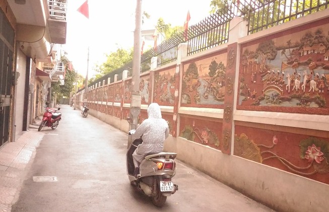 'Con đường gốm sứ' thứ hai tuyệt đẹp tại Hà Nội