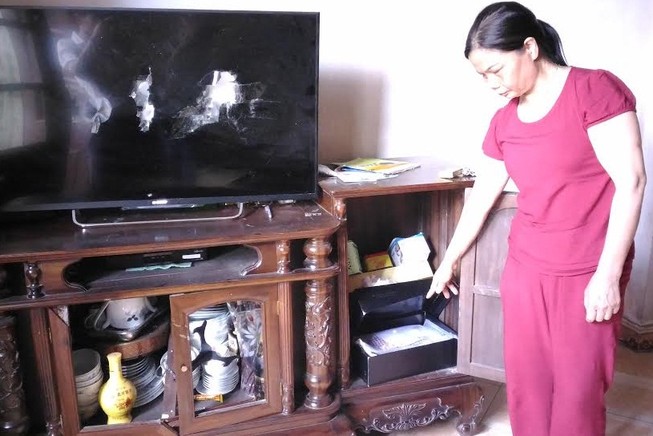 Nghi án côn đồ đột nhập vào nhà, lấy đi gần 100 triệu đồng