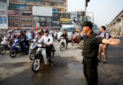 Từ ngày 1-8, CSCĐ sẽ xử lý người không đội mũ bảo hiểm