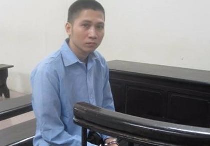Suýt gây án mạng trong lúc dẫn bạn gái vào khách sạn