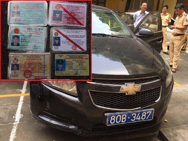 Đi xe biển xanh 80 B dỏm để chở... ma túy
