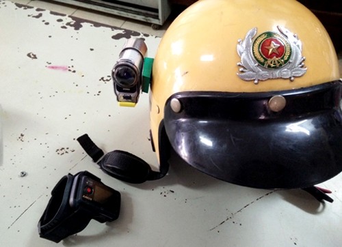 TP HCM: Cảnh sát giao thông được trang bị 'mắt thần' khi làm nhiệm vụ